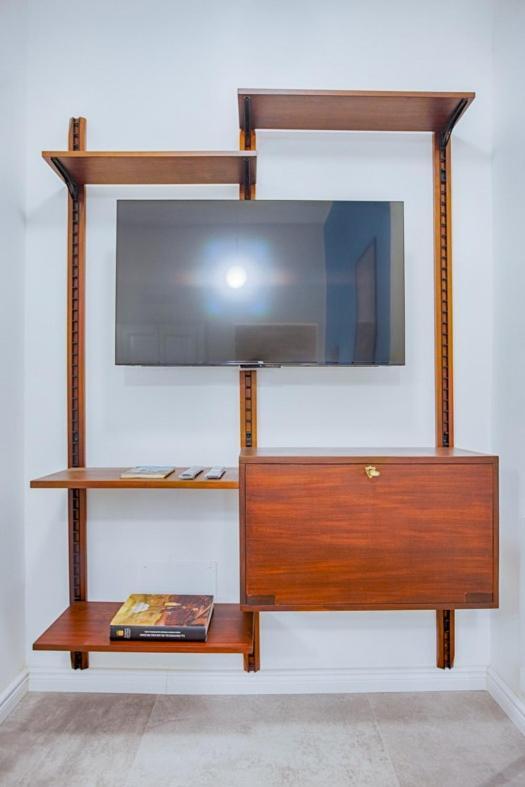 Villino Mari Camere Con Parcheggio Privato Gratuito 阿斯科利皮切诺 外观 照片